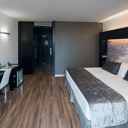 Catalonia Catedral Hotell 4*