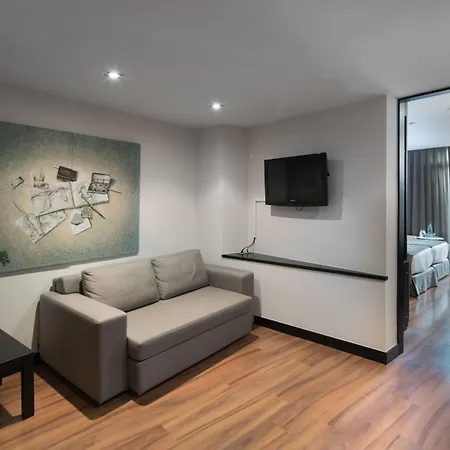 Hotell Catalonia Catedral 4*