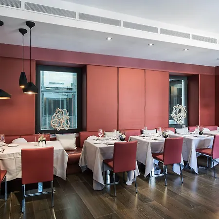 Hotell Catalonia Catedral 4*