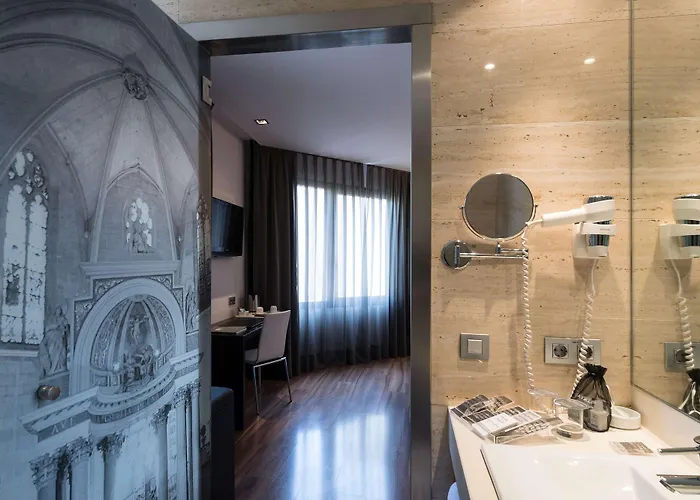 Catalonia Catedral 4*