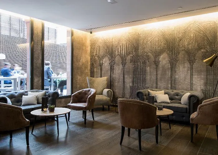 Catalonia Catedral 4*