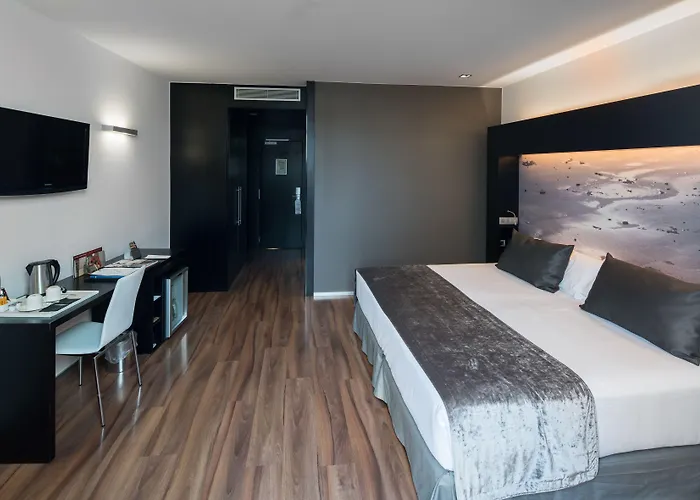 Catalonia Catedral Hotell 4*