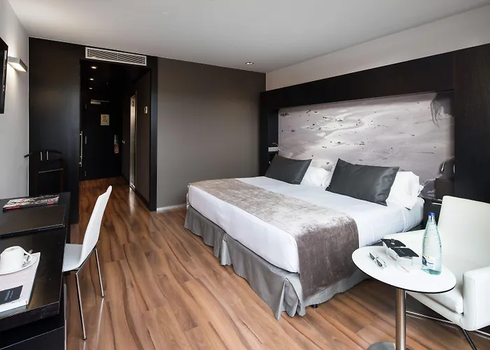 Catalonia Catedral Hotell 4*