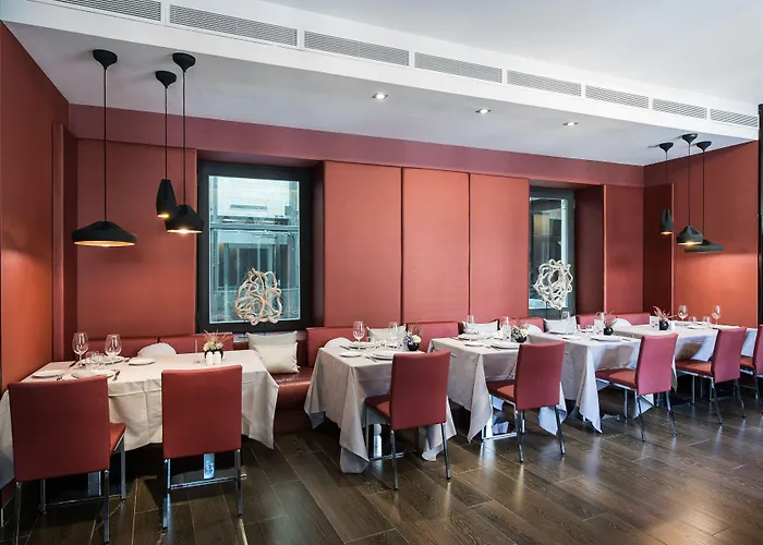 Hotell Catalonia Catedral 4*