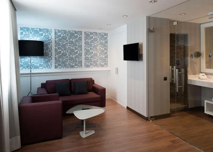 Catalonia Catedral Hotel 4*